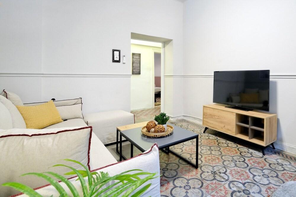 Acropolis Memories Apartment เอเธนส์ ภายนอก รูปภาพ